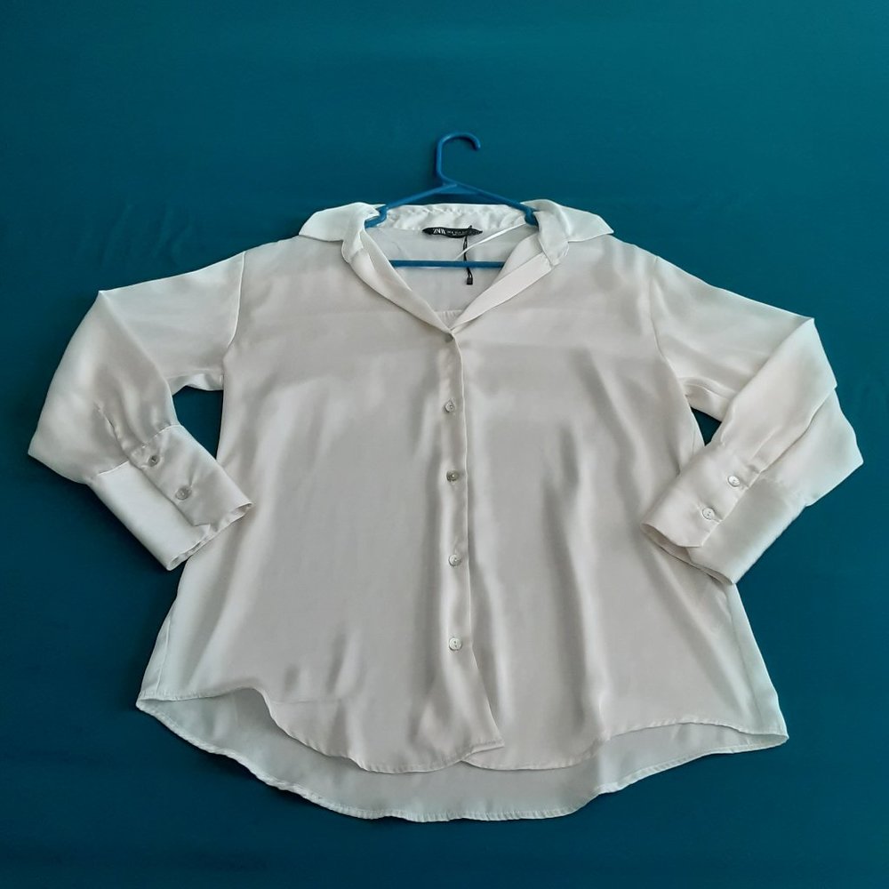 Women's Zara Cream Colored Polyester Long Sleeve Blouse, Size M